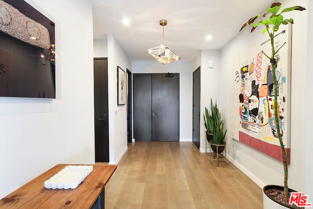 10551 Wilshire Blvd Unit: 1704