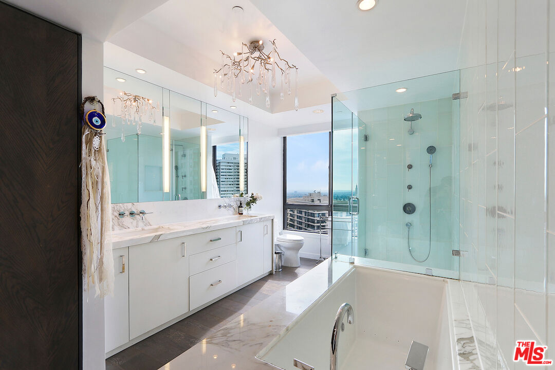 10551 Wilshire Blvd Unit: 1704