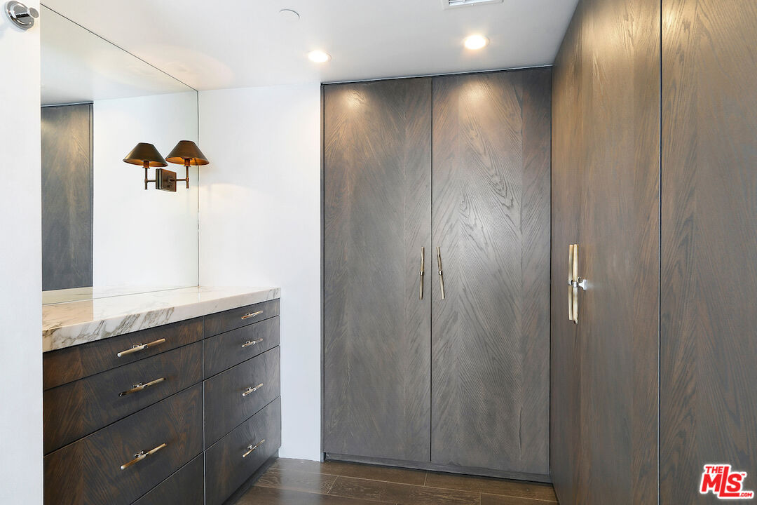 10551 Wilshire Blvd Unit: 1704