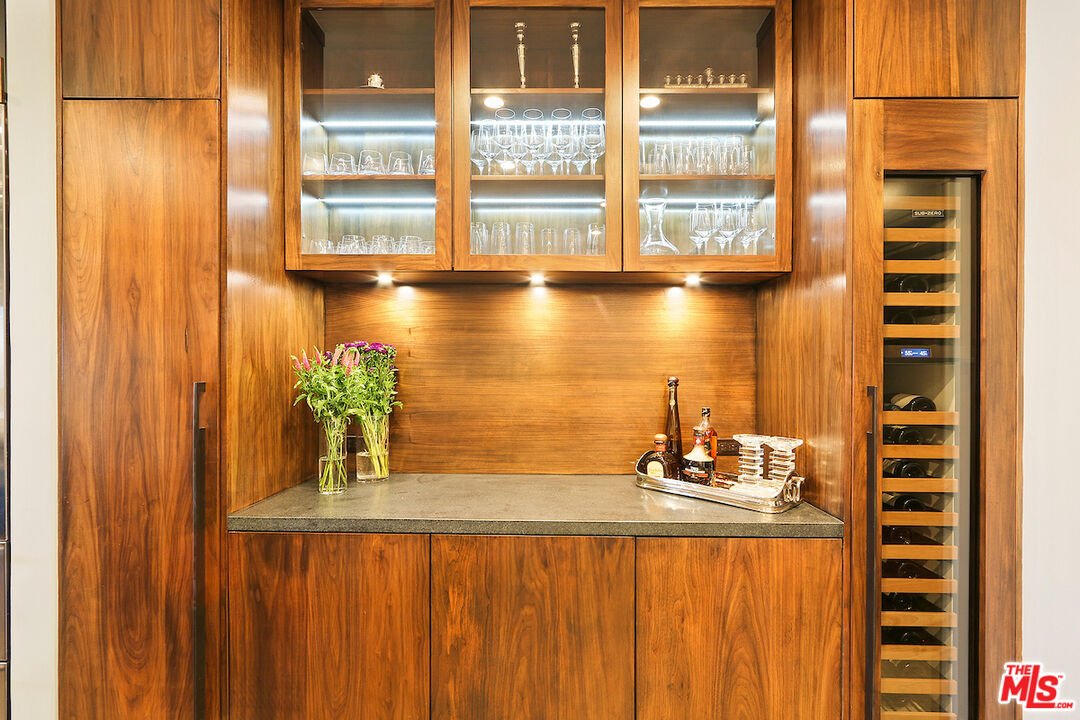 10551 Wilshire Blvd Unit: 1704