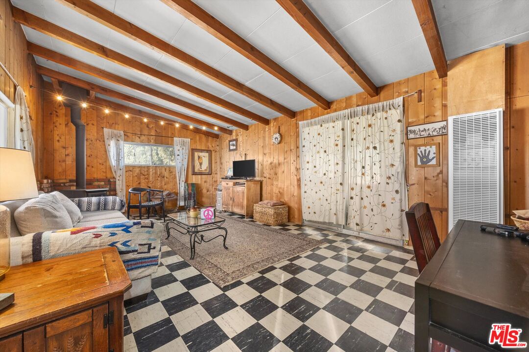 15699 Greenleaf Springs Rd