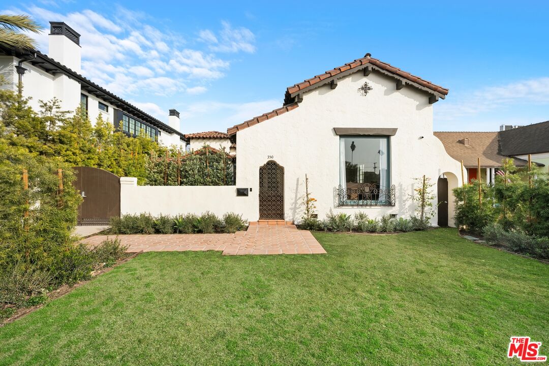 350 N Alta Vista Blvd