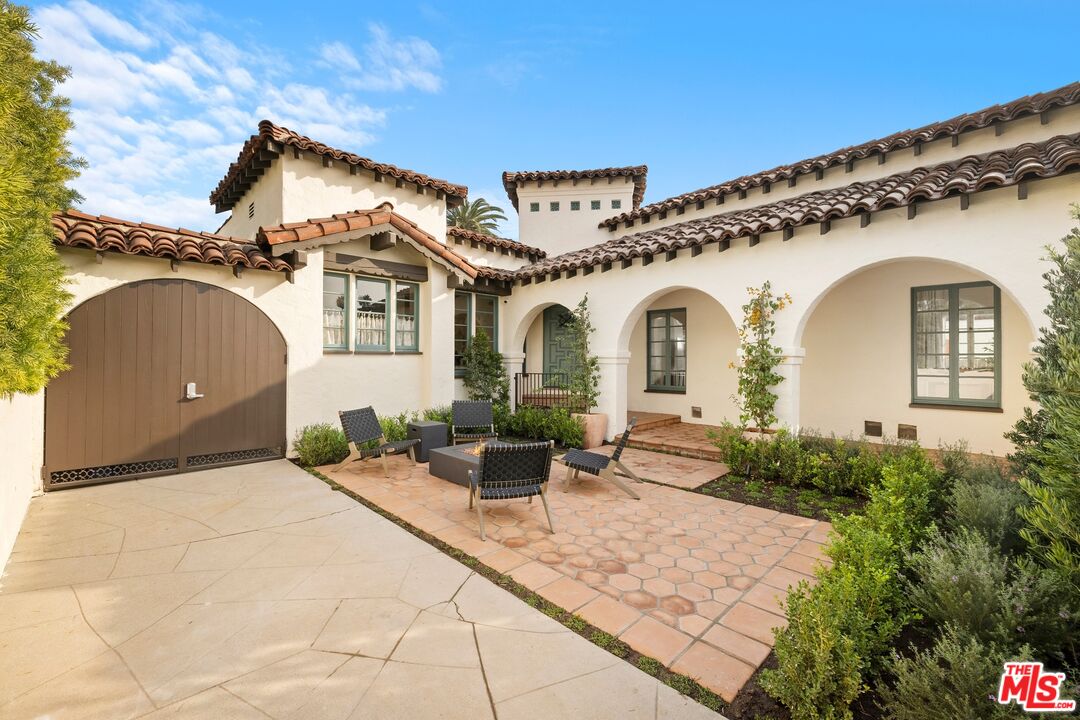 350 N Alta Vista Blvd