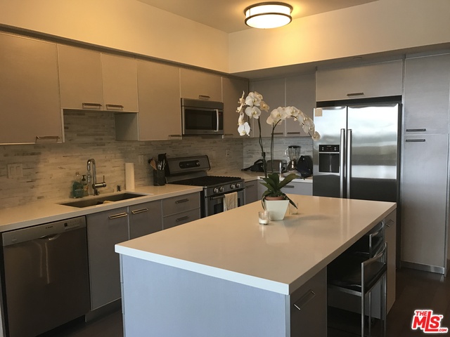 1817 PROSSER AVE Unit: 402