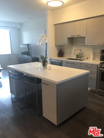 1817 PROSSER AVE Unit: 402