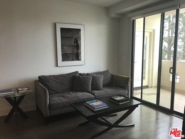 1817 PROSSER AVE Unit: 402