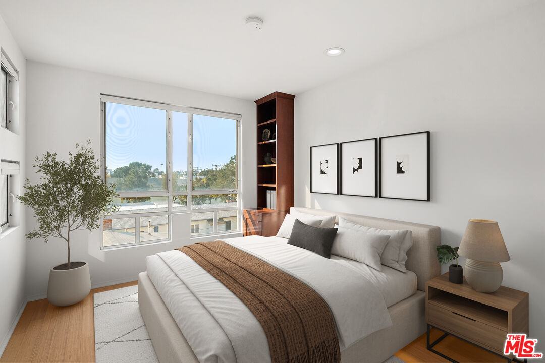 1011 Pacific St Unit: 1