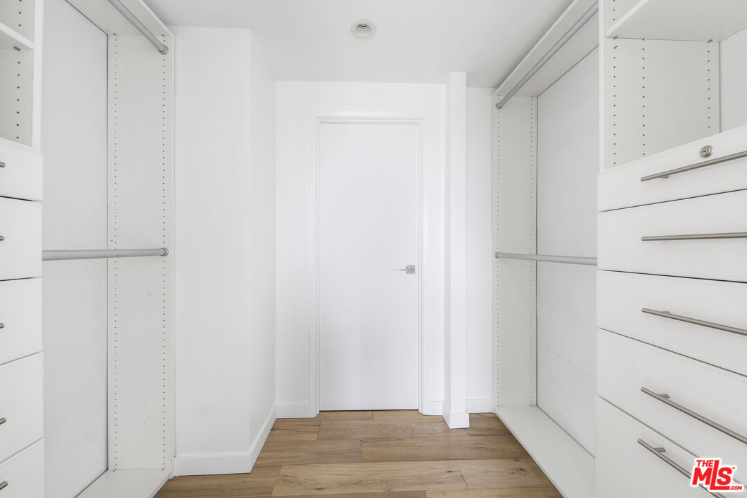 1155 N La Cienega Blvd Unit: 508