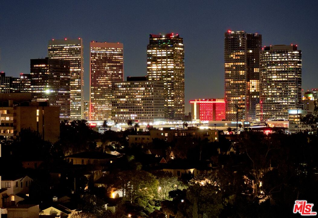 10501 Wilshire Blvd Unit: 1006