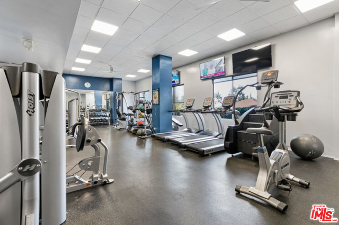 10501 Wilshire Blvd Unit: 1006