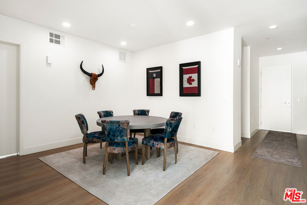 3651 Regal Pl Unit: 302