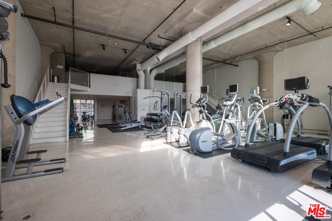 1850 Industrial St Unit: 601