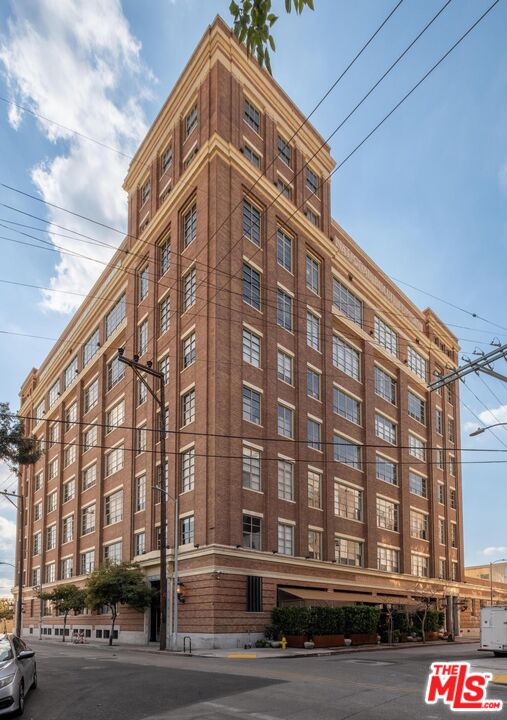 1850 Industrial St Unit: 601