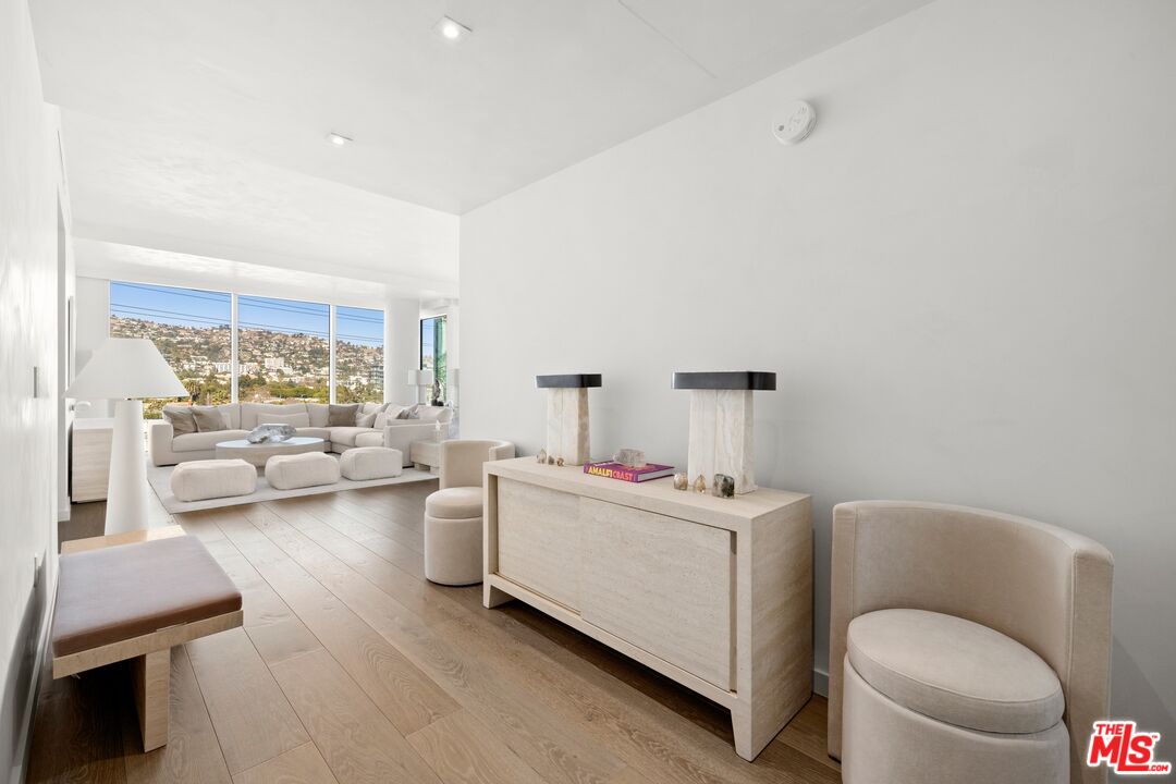 9000 W 3rd St Unit: 502