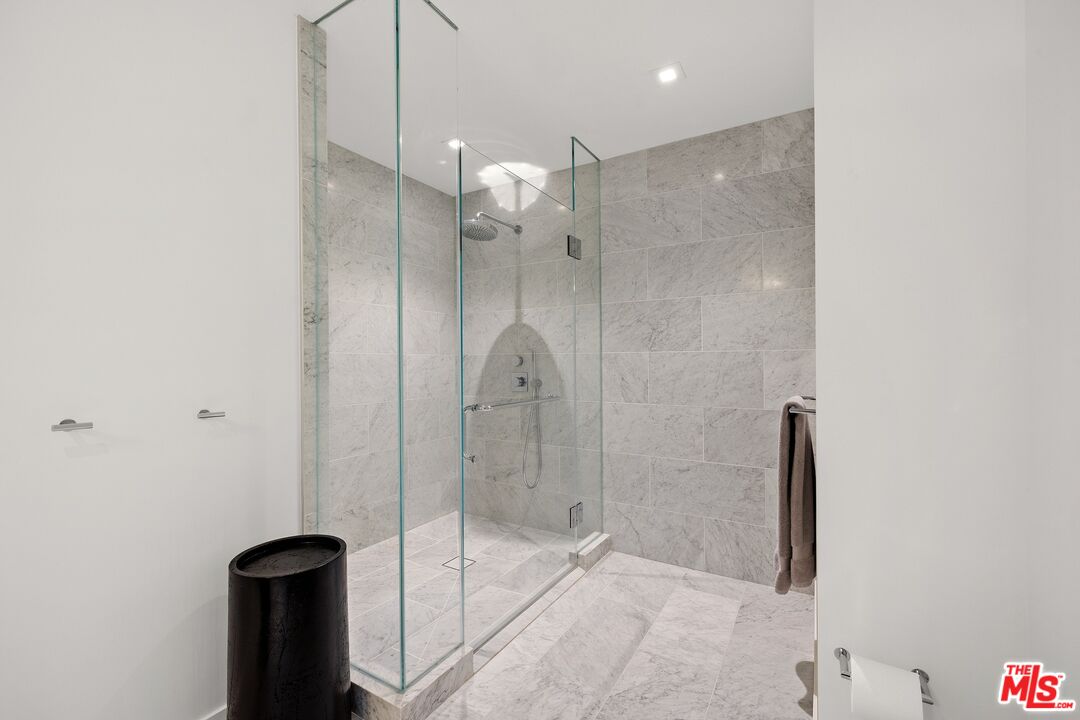 9000 W 3rd St Unit: 502