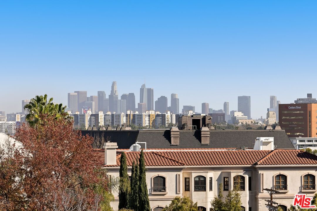 9000 W 3rd St Unit: 502