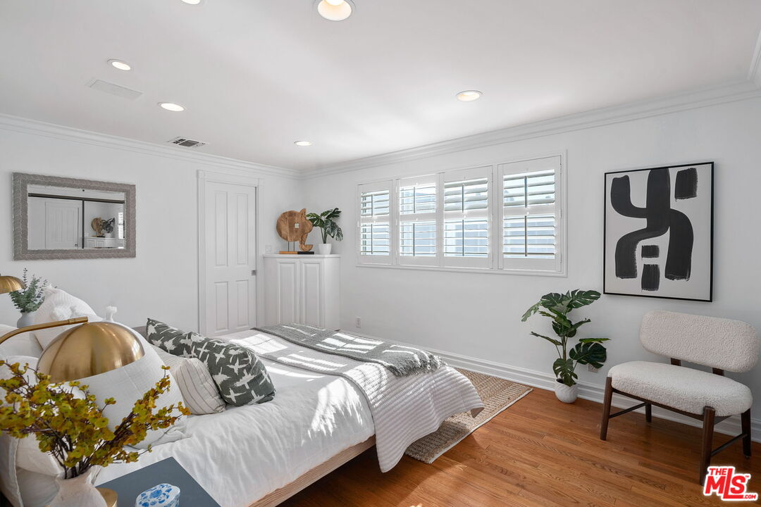 707 Grant St Unit: 13