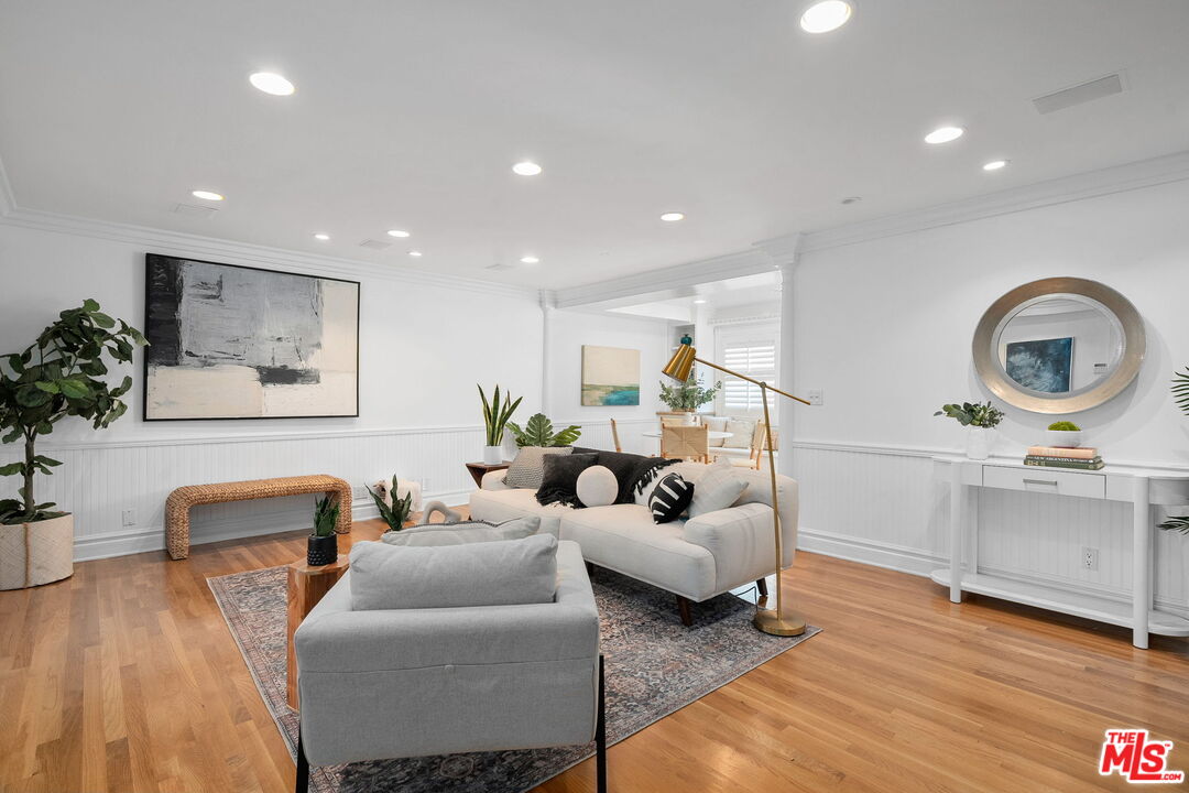 707 Grant St Unit: 13