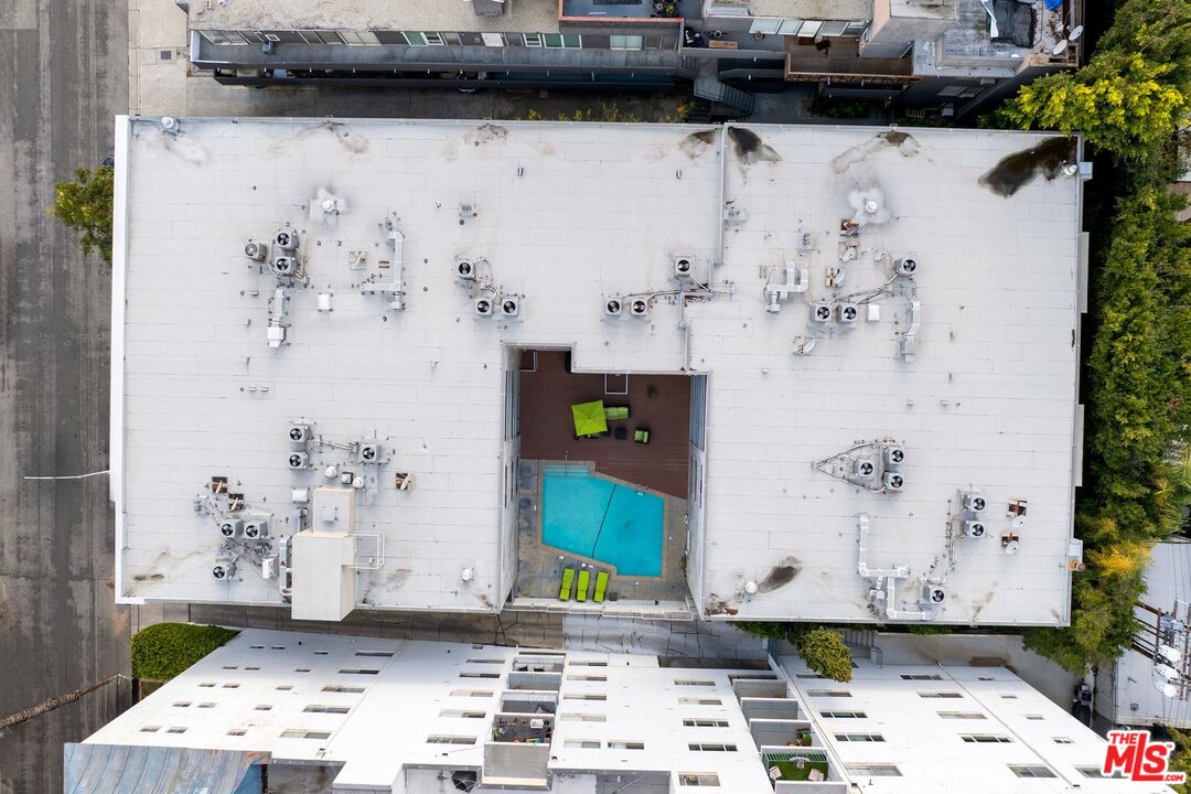 11657 Chenault St Unit: 102