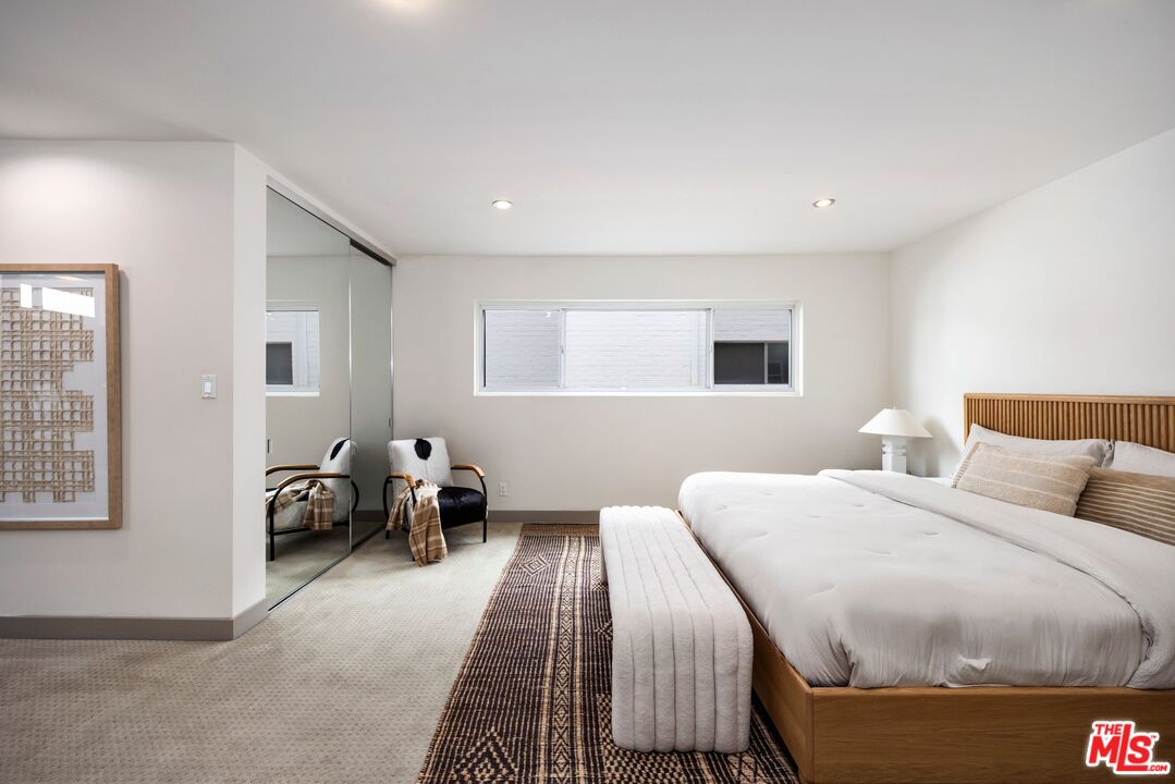 11657 Chenault St Unit: 102