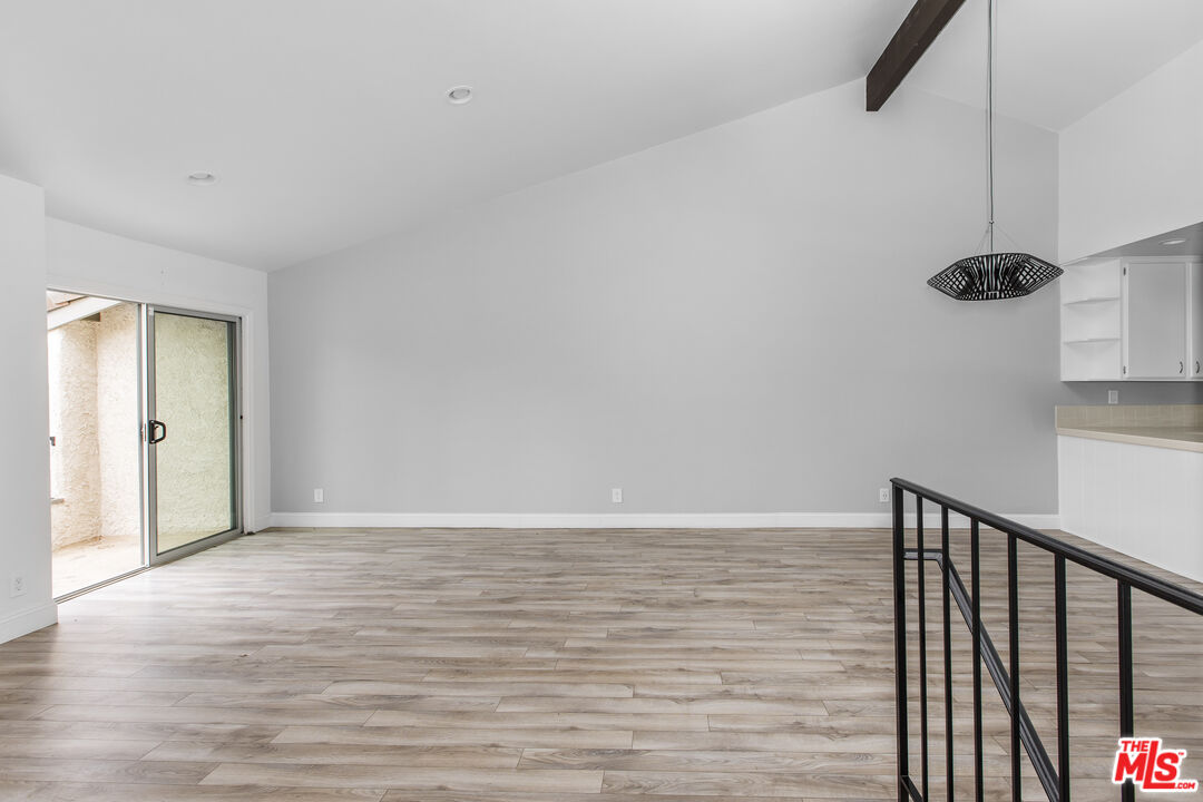 19547 Rinaldi St Unit: 32