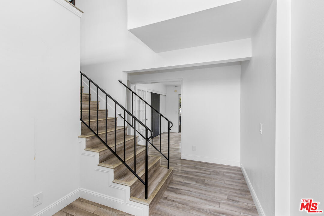 19547 Rinaldi St Unit: 32