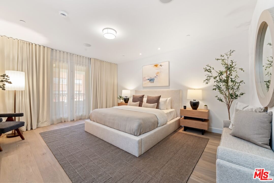 261 S Reeves Unit: PH6