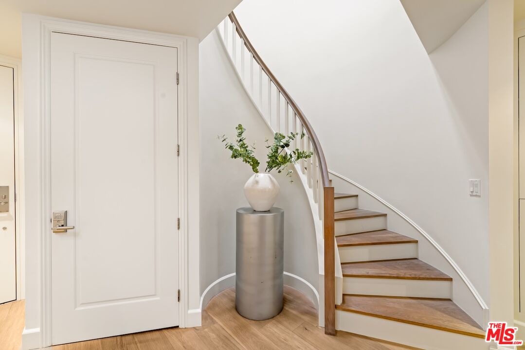 261 S Reeves Unit: PH6