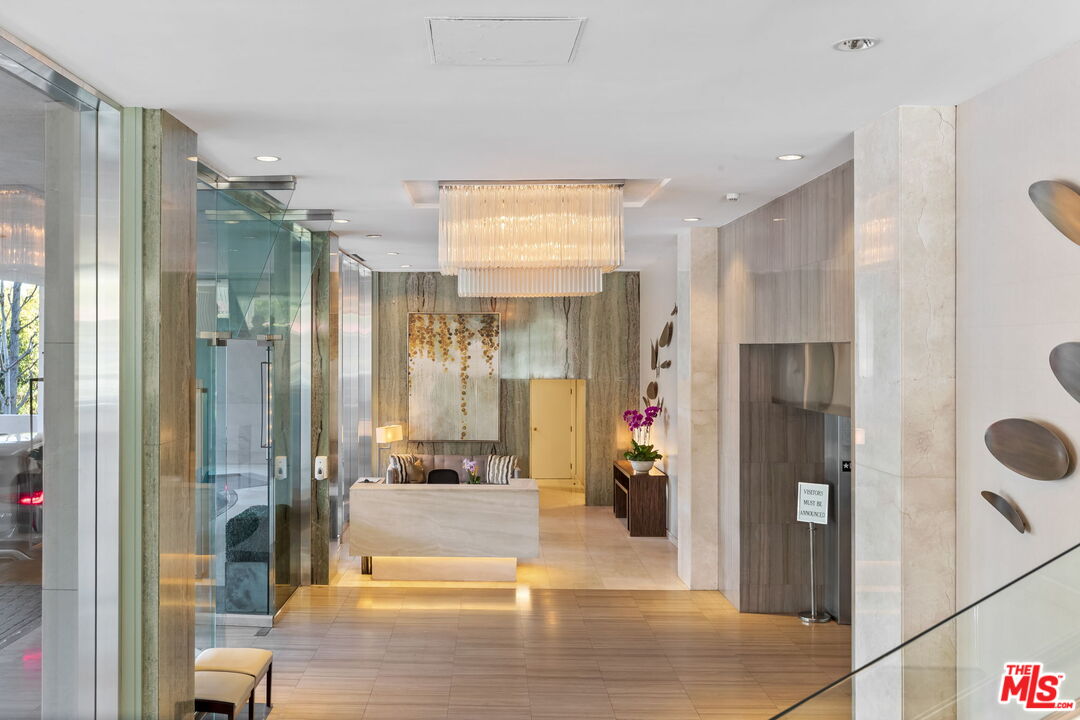 875 Comstock Ave Unit: 4C