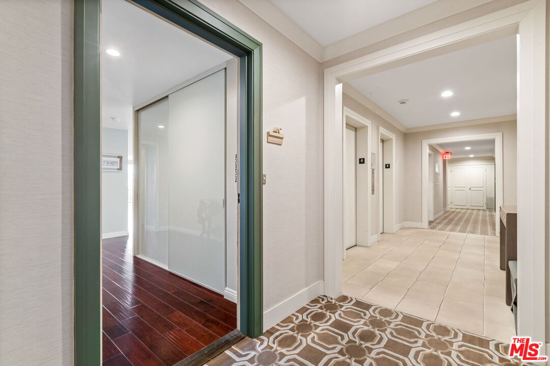 875 Comstock Ave Unit: 4C