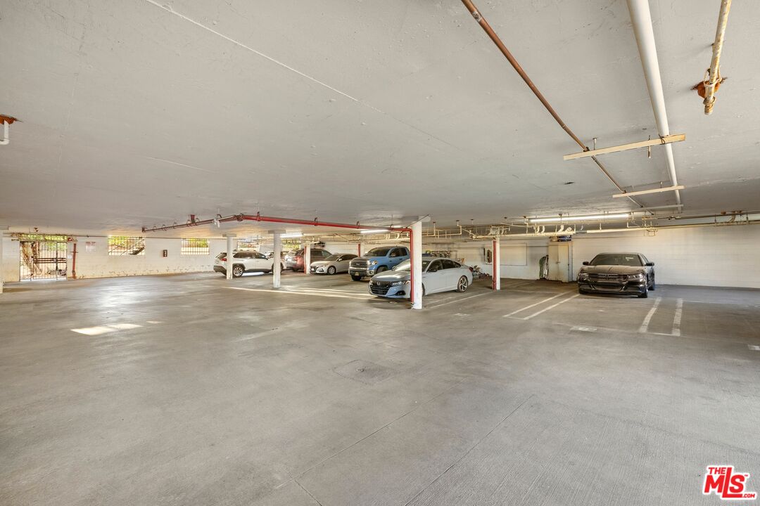 6819 Laurel Canyon Blvd