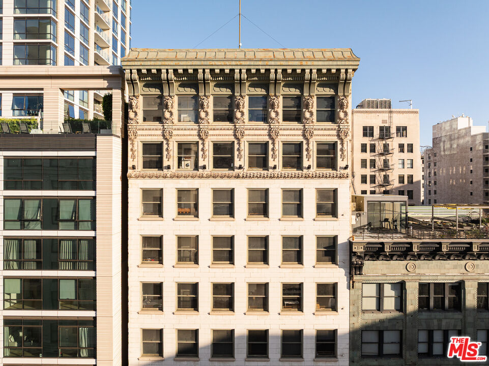 424 S Broadway