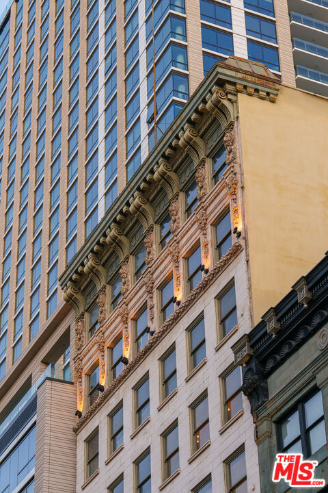 424 S Broadway