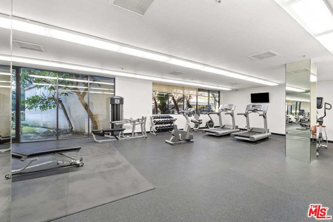 2102 Century Park Ln Unit: 215