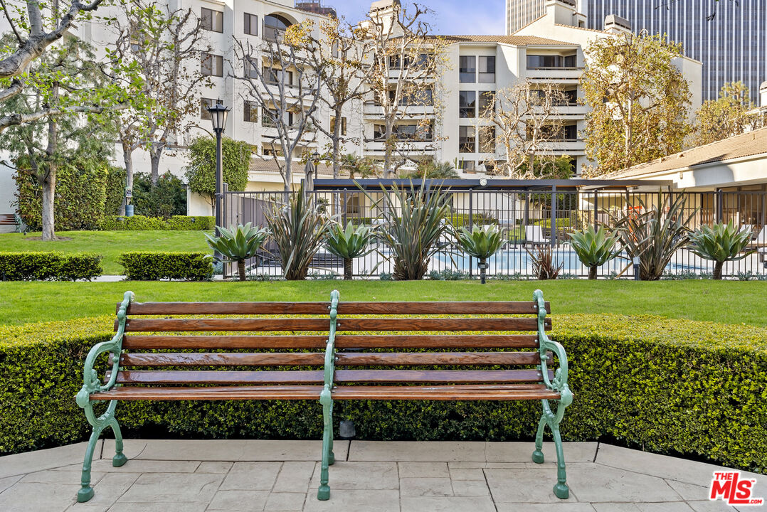 2102 Century Park Ln Unit: 215