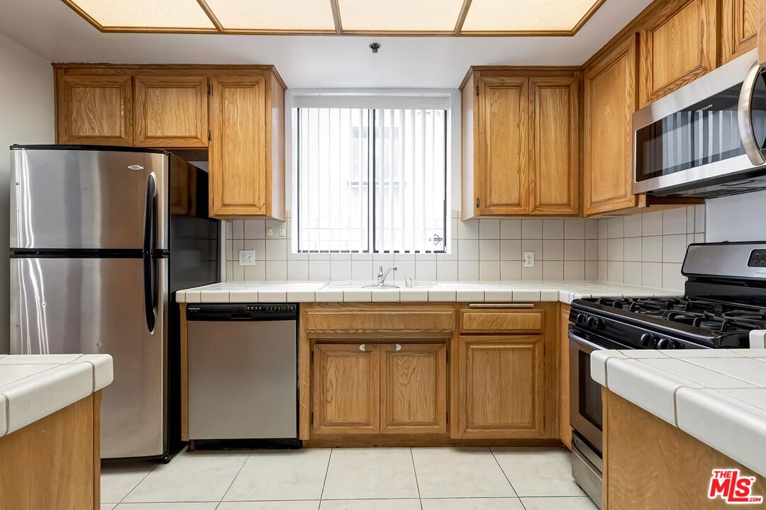 10475 Eastborne Ave Unit: 107