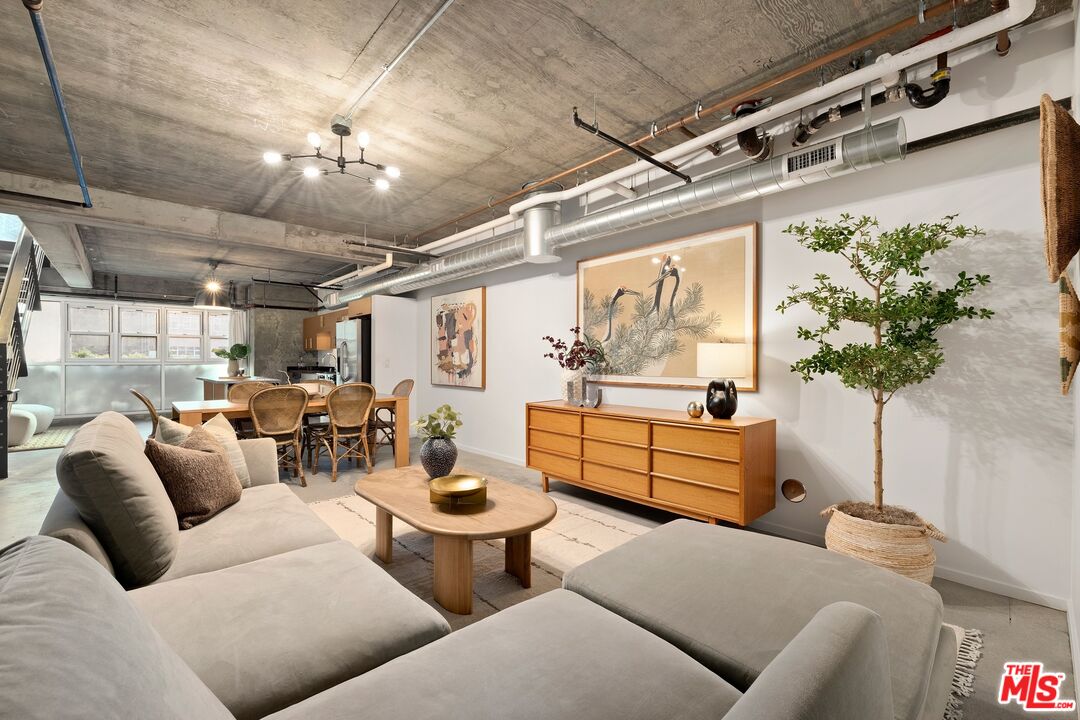 510 S Hewitt St Unit: 114