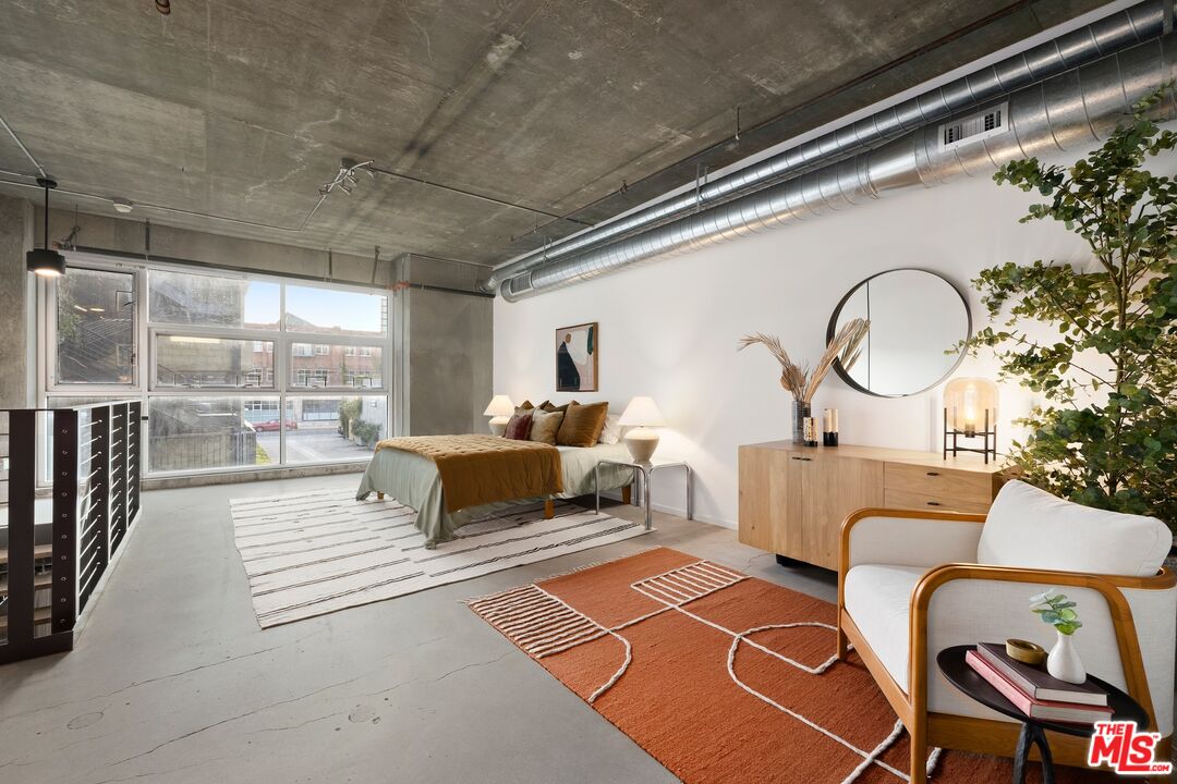 510 S Hewitt St Unit: 114