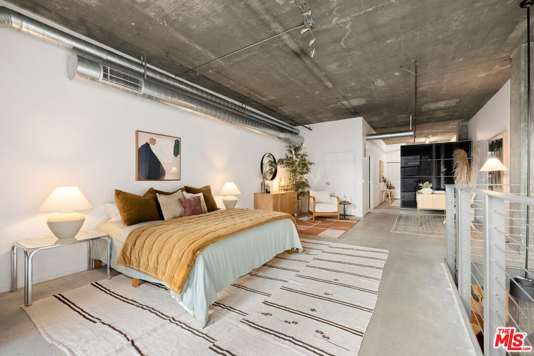 510 S Hewitt St Unit: 114