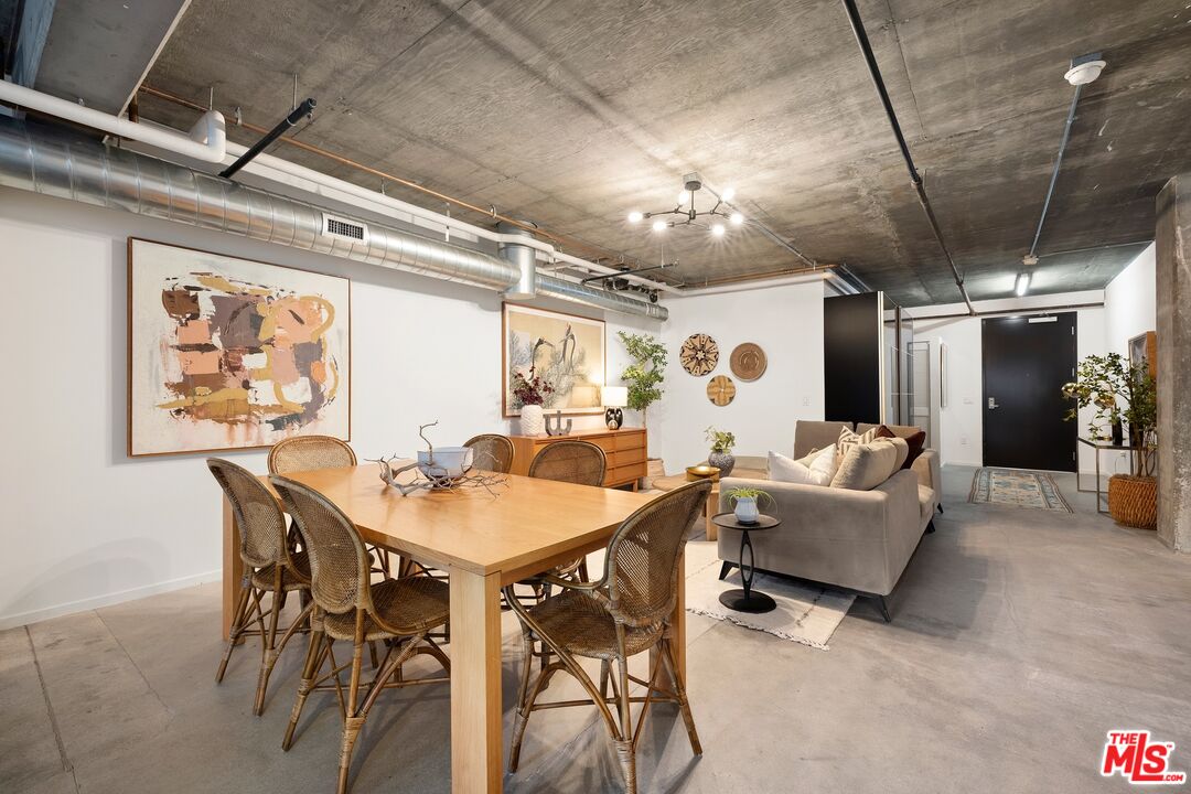 510 S Hewitt St Unit: 114