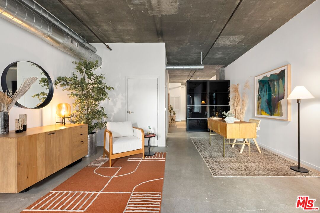 510 S Hewitt St Unit: 114