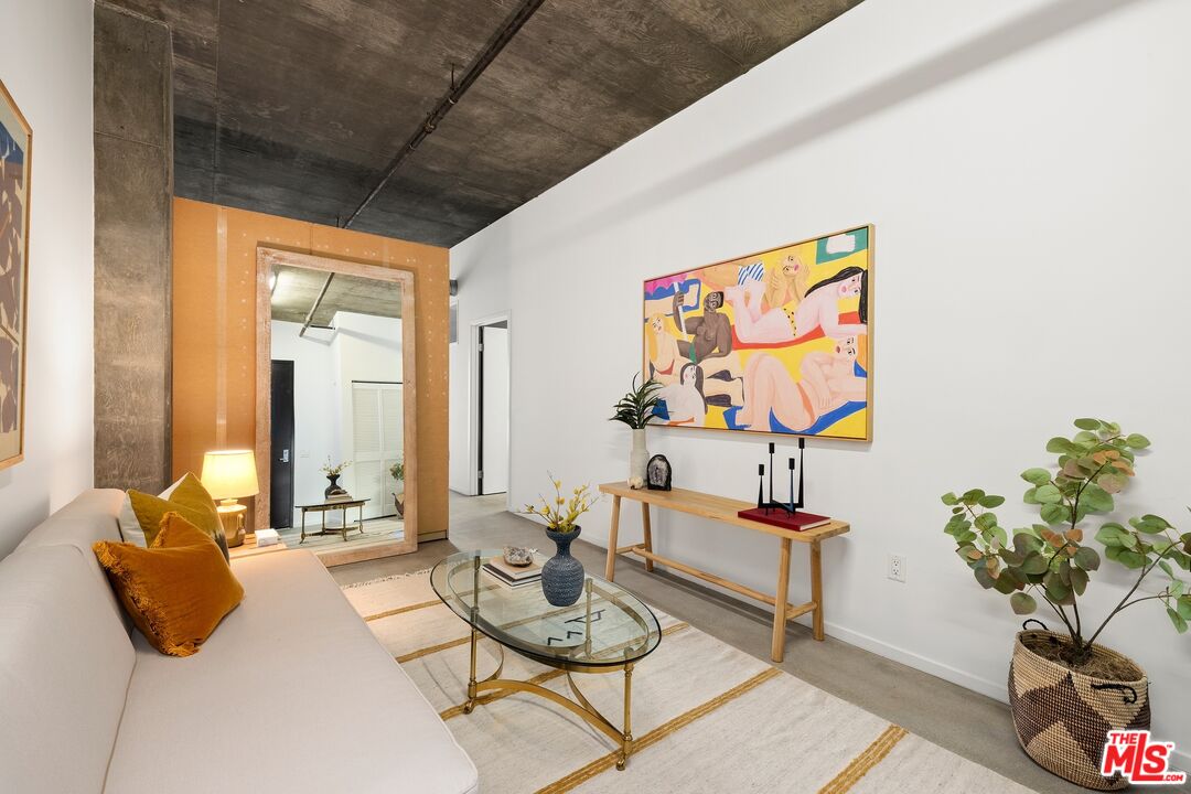 510 S Hewitt St Unit: 114