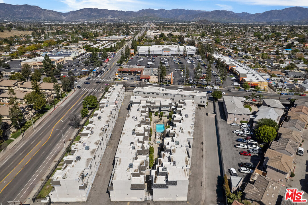 14500 Van Nuys Blvd Unit: 46