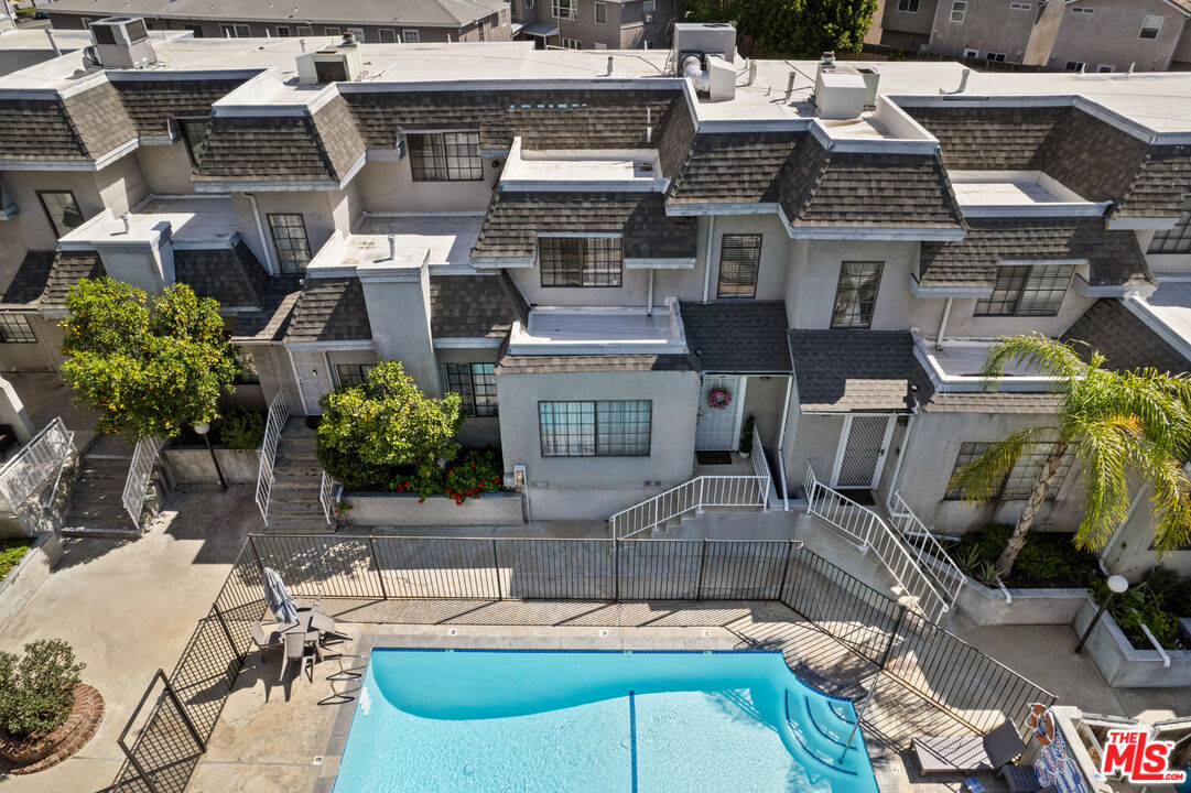 14500 Van Nuys Blvd Unit: 46