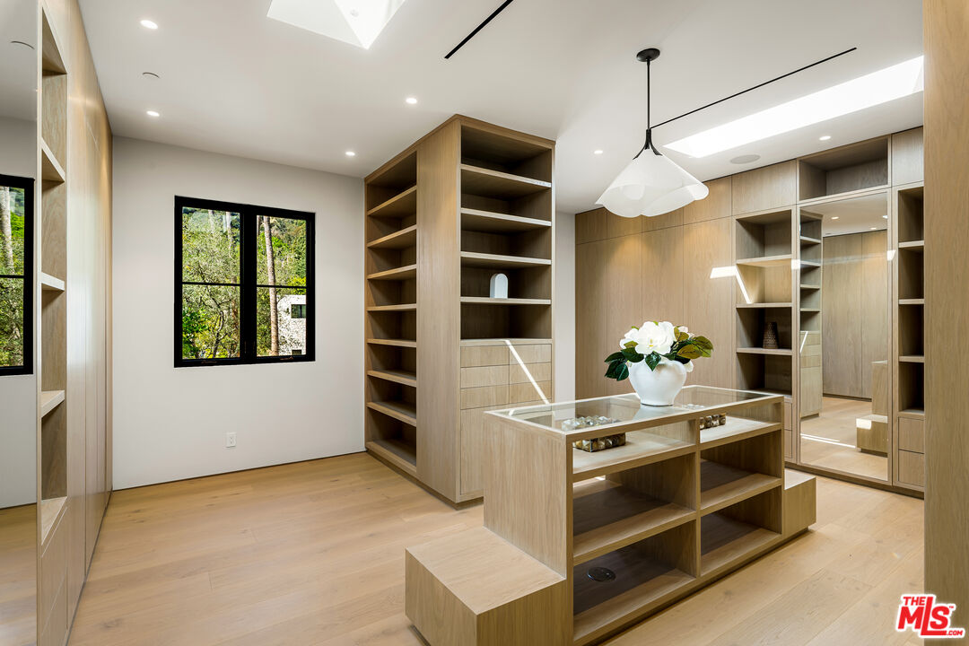 9951 Liebe Dr