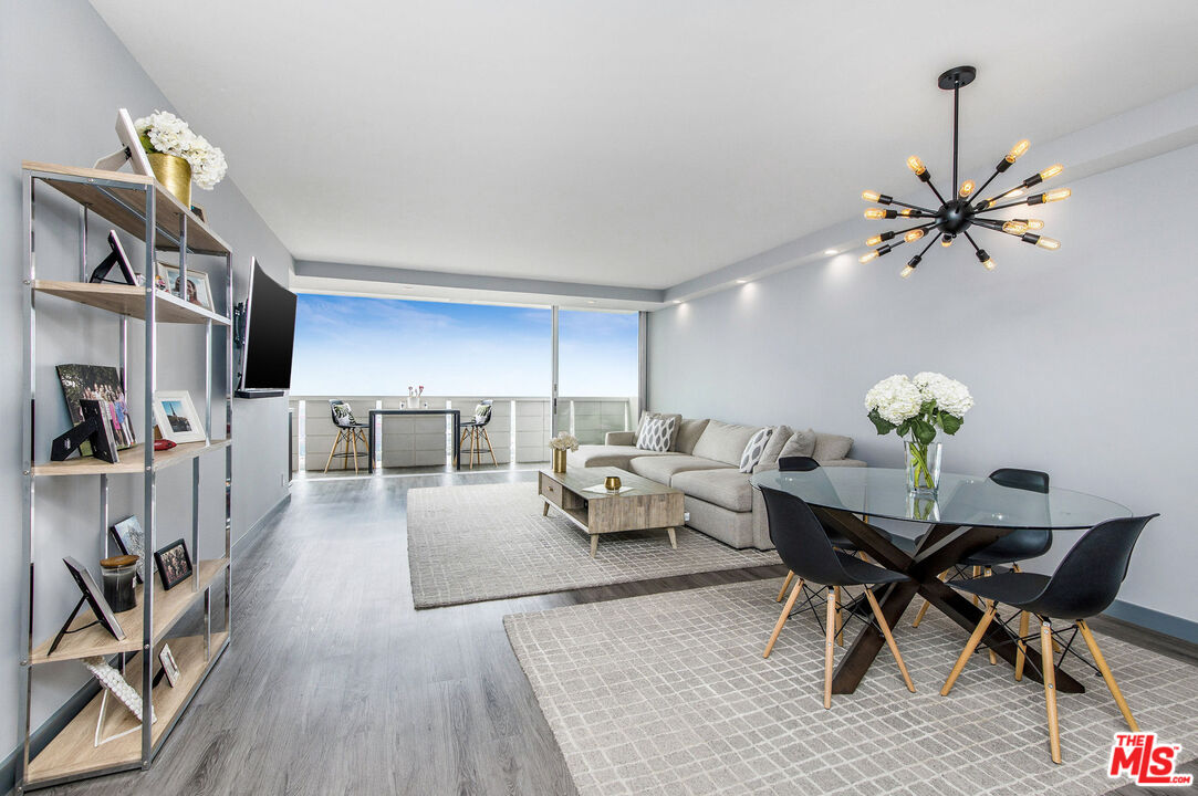 8787 Shoreham Dr Unit: 1110