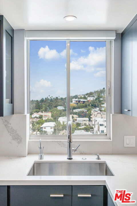 8787 Shoreham Dr Unit: 1110