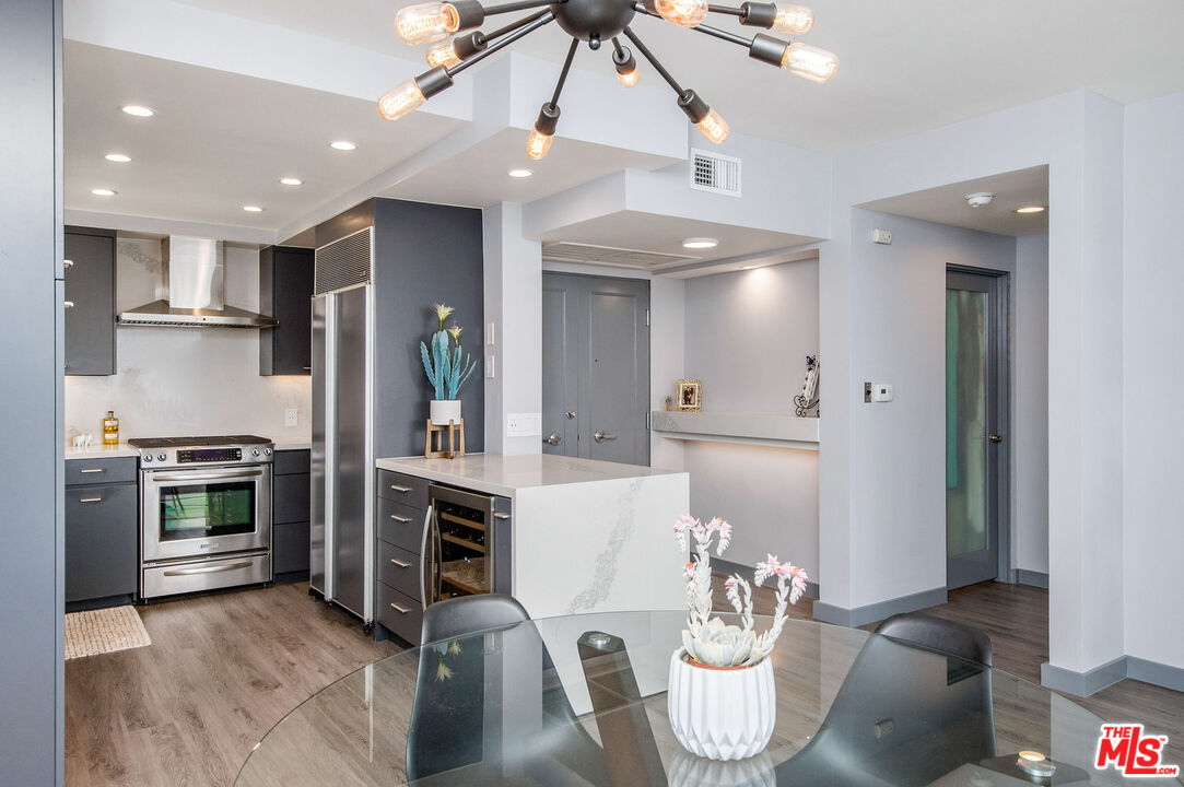 8787 Shoreham Dr Unit: 1110