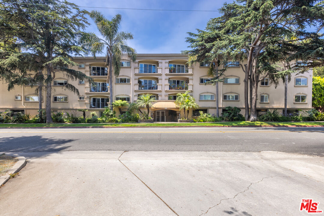 222 7th St Unit: 112