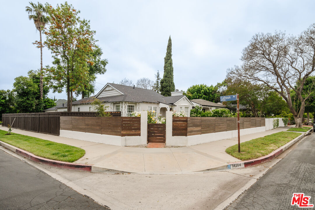 14204 Hortense St